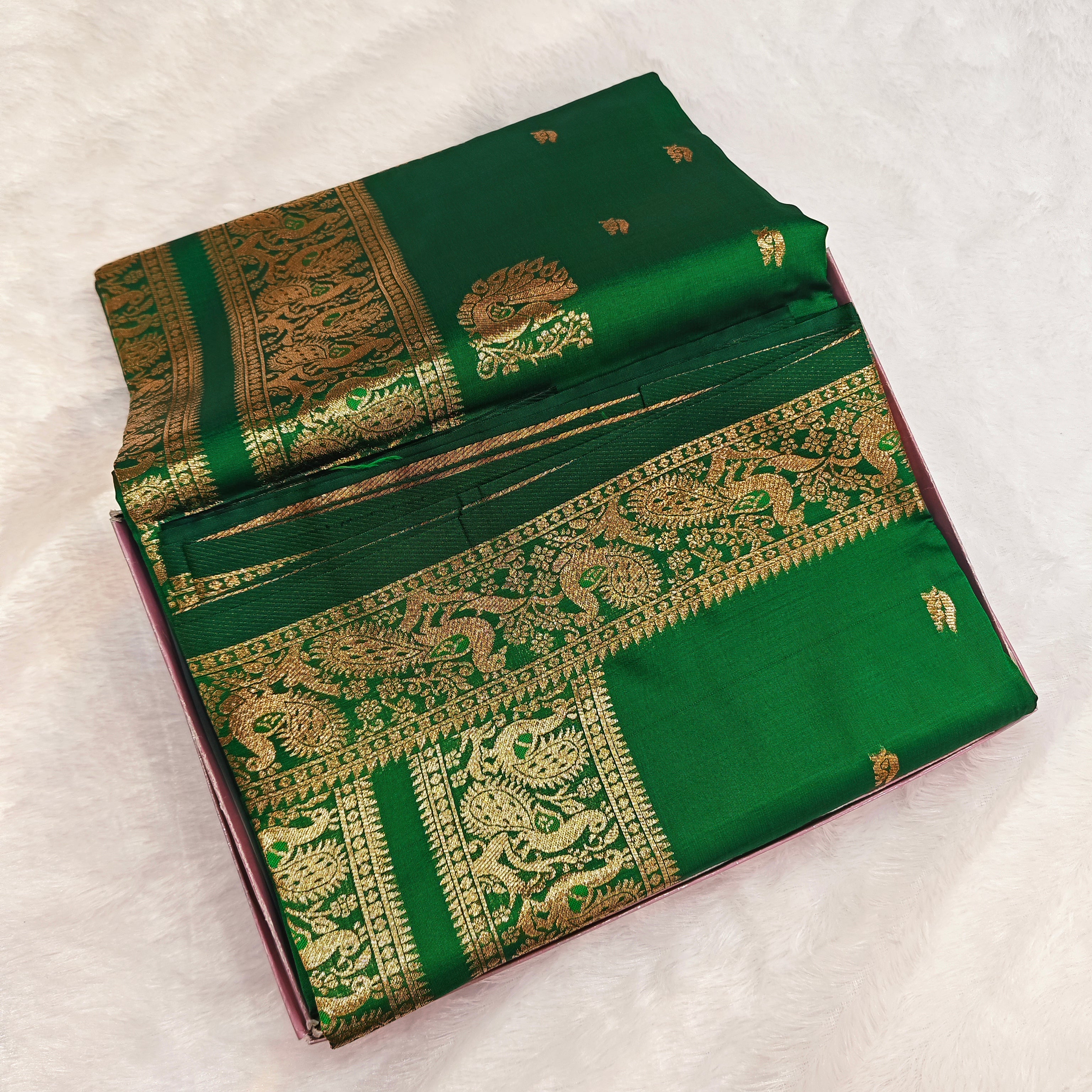 Exquisite Dual-Tone Premium Peshwai Silk Saree 1013