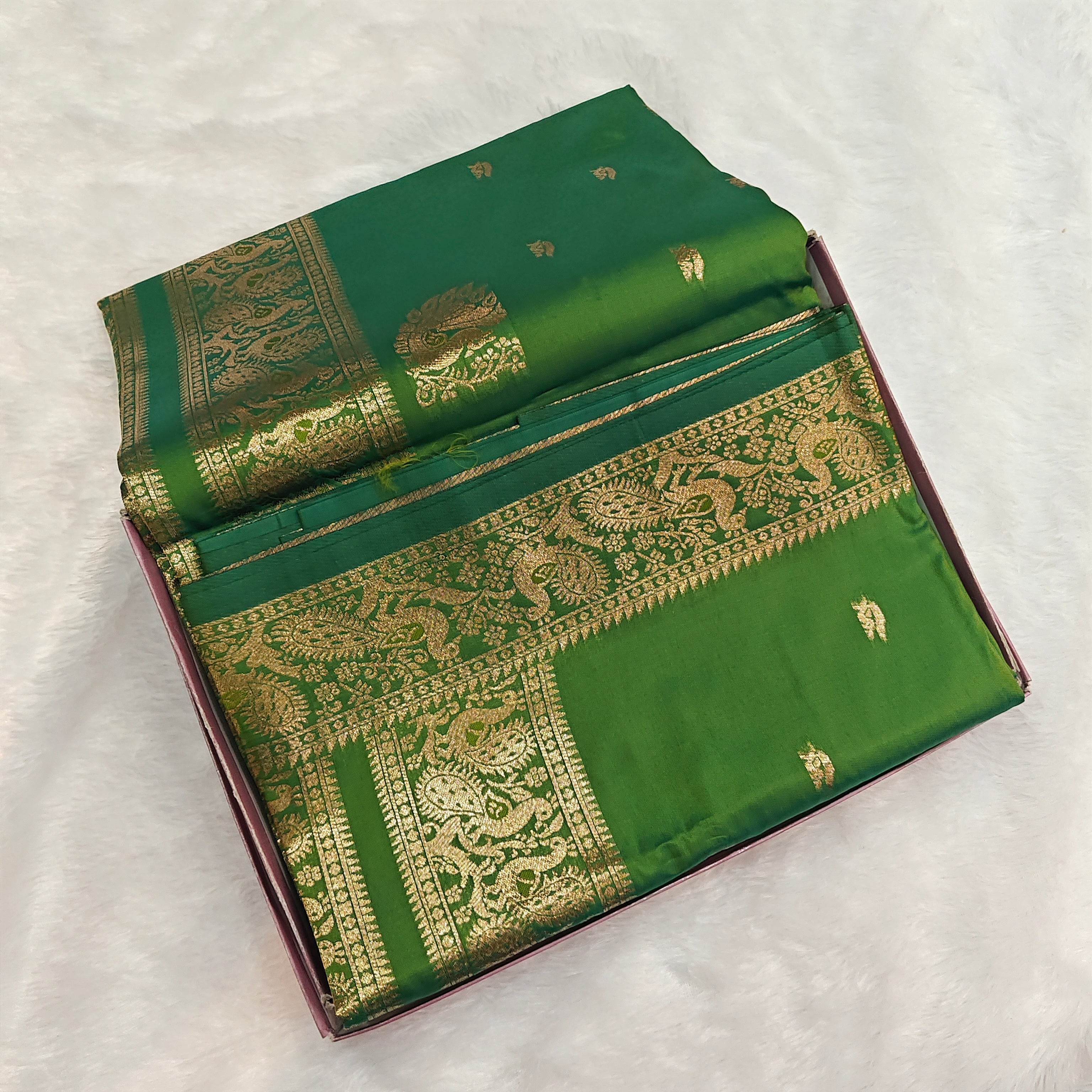Exquisite Dual-Tone Premium Peshwai Silk Saree 1013