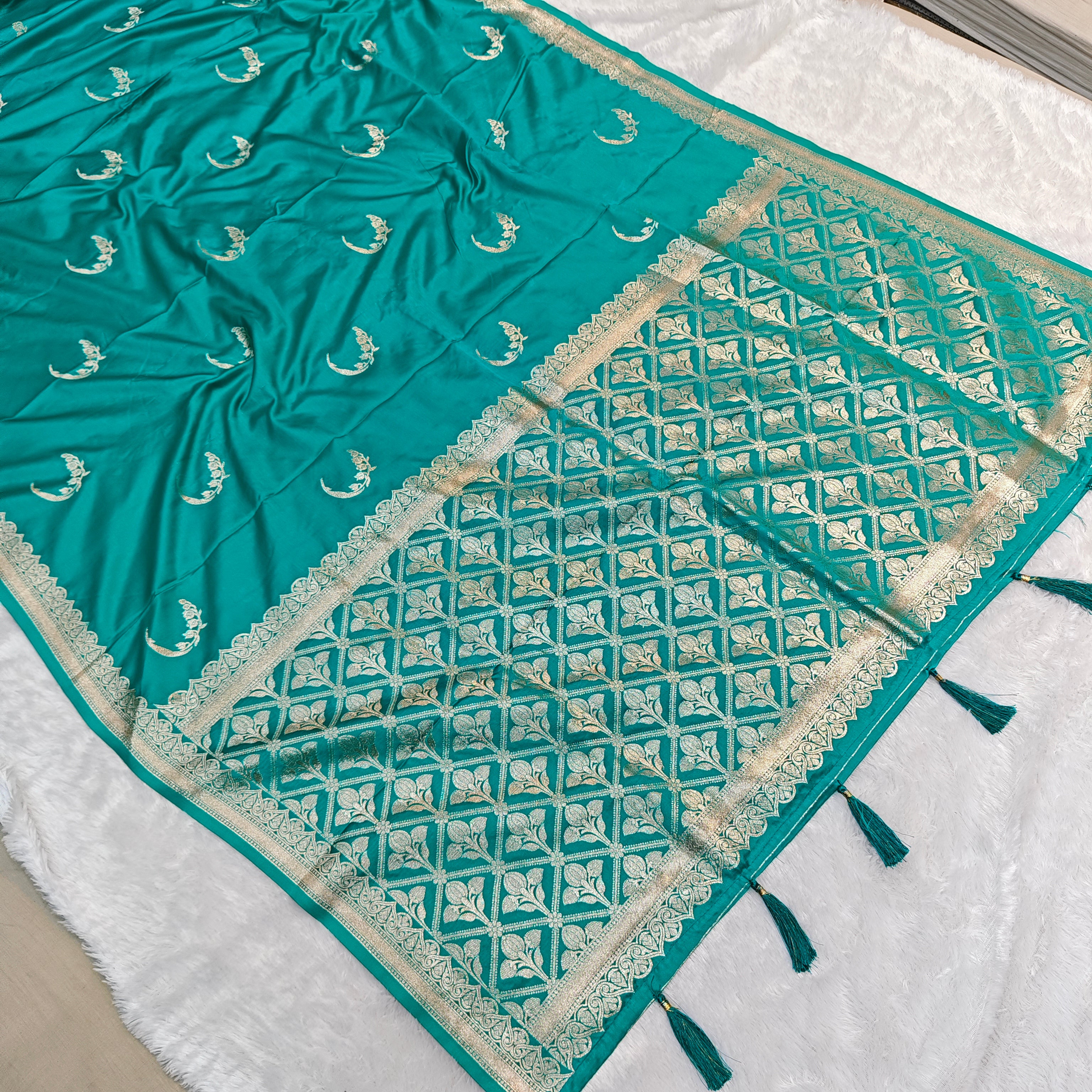 Redefine Grandeur with our Exquisite Shalu Sarees