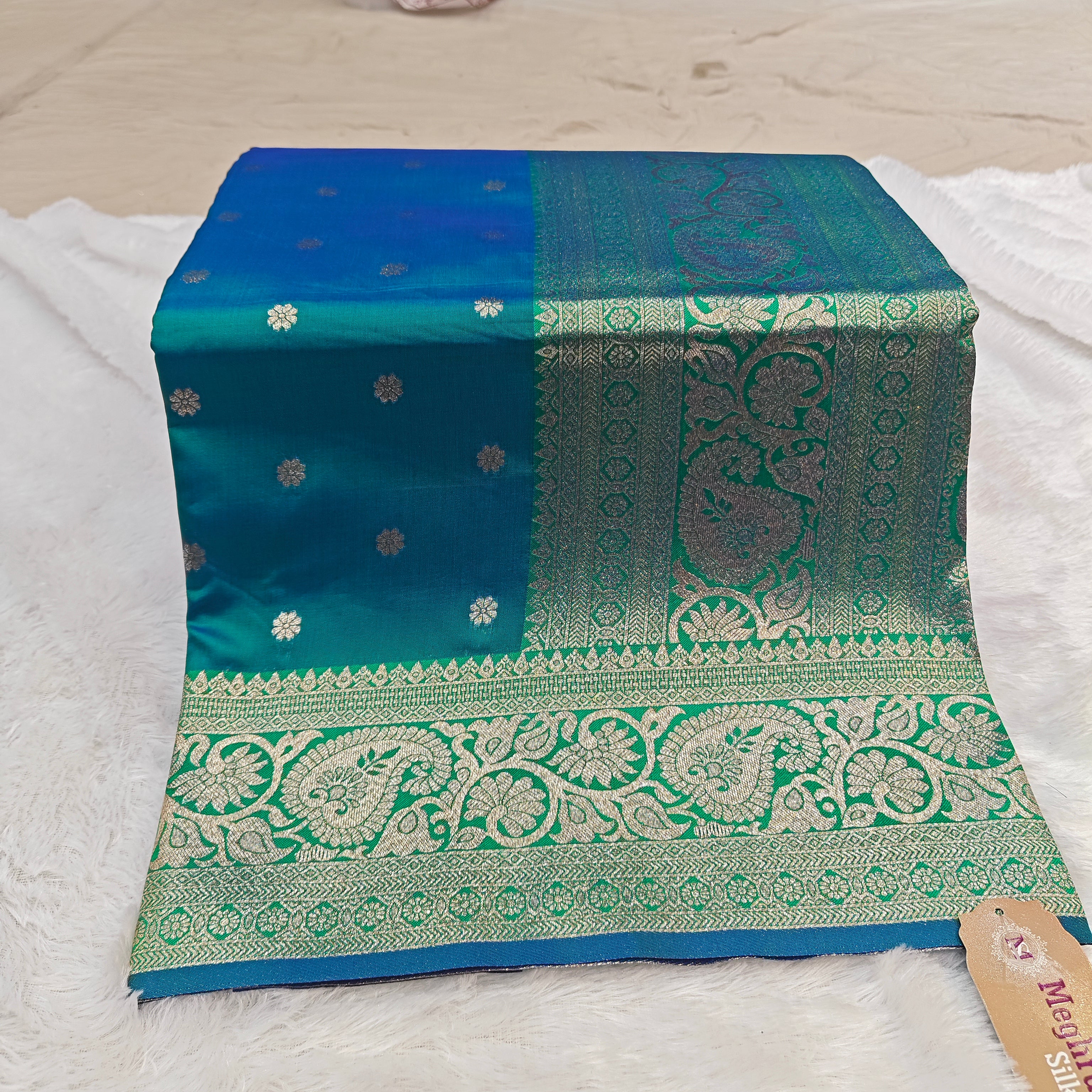 Premium Katpadar Saree: Pure Jari Work