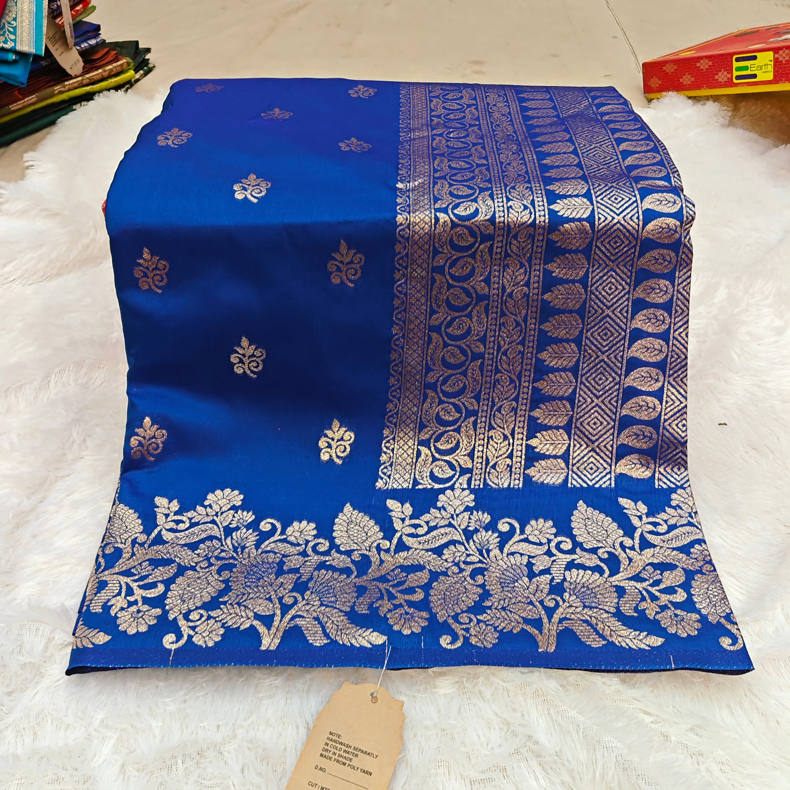 Exclusive Silk Katpadar Saree: Full Gold Jari & All-Over Butti Edition