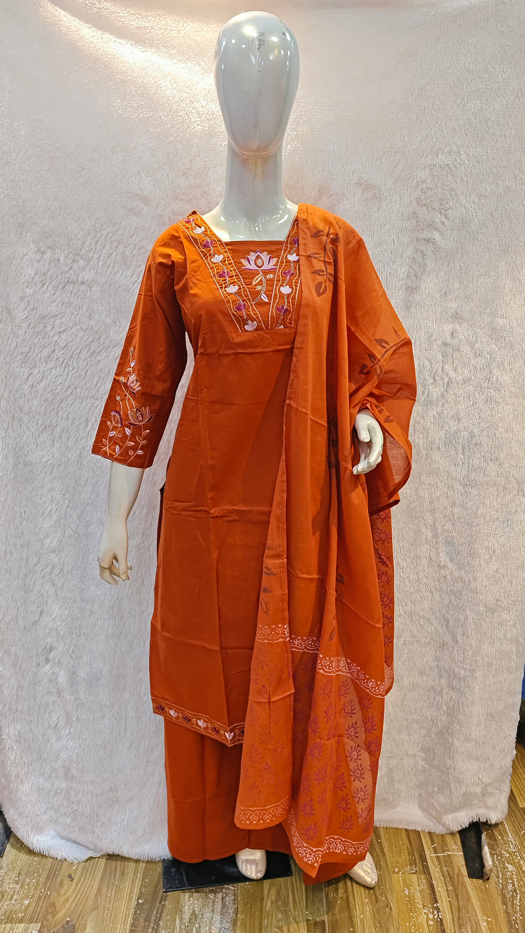 Pure Dabu Cotton Kurti Set Only 999