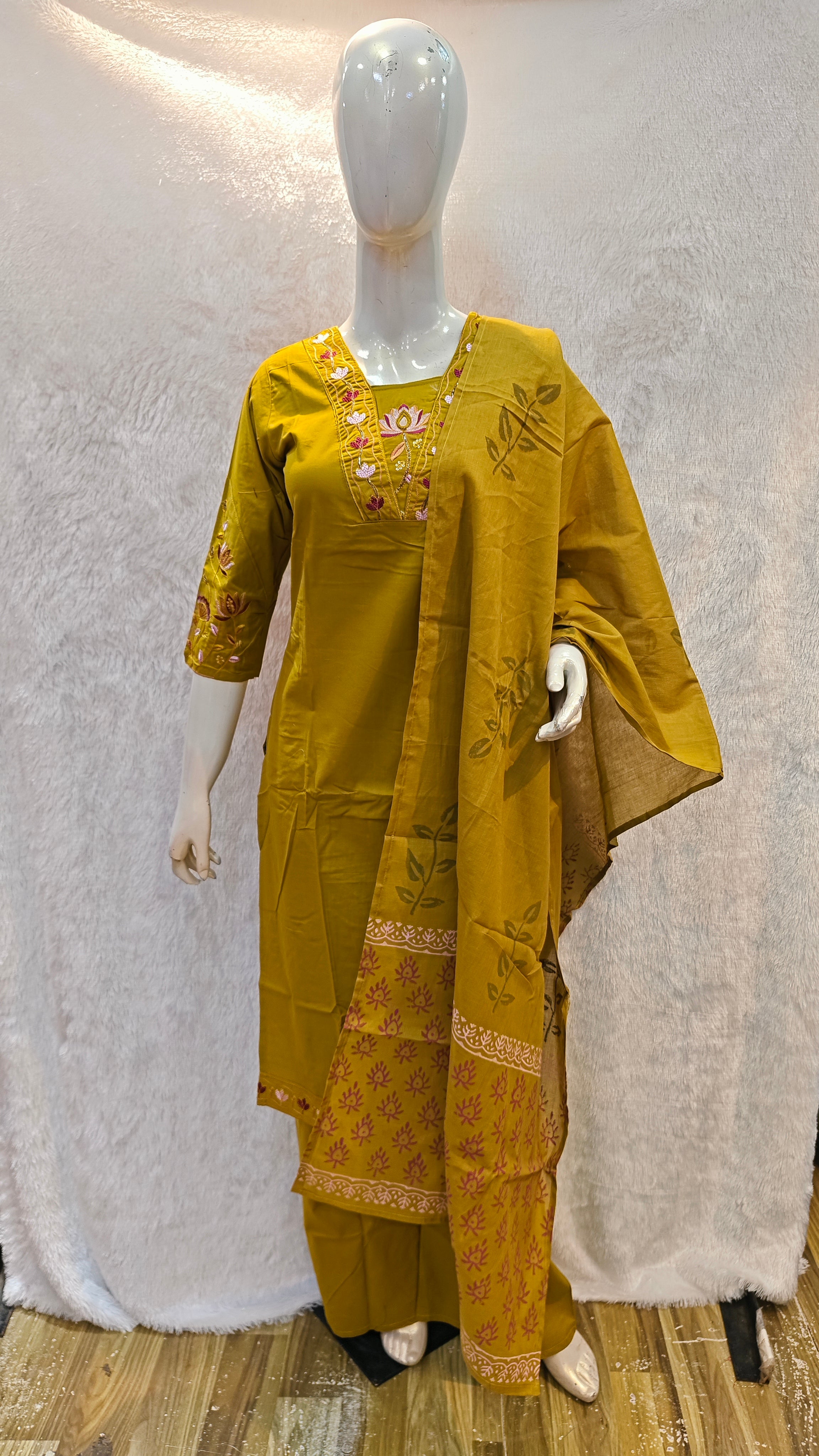 Pure Dabu Cotton Kurti Set Only 999