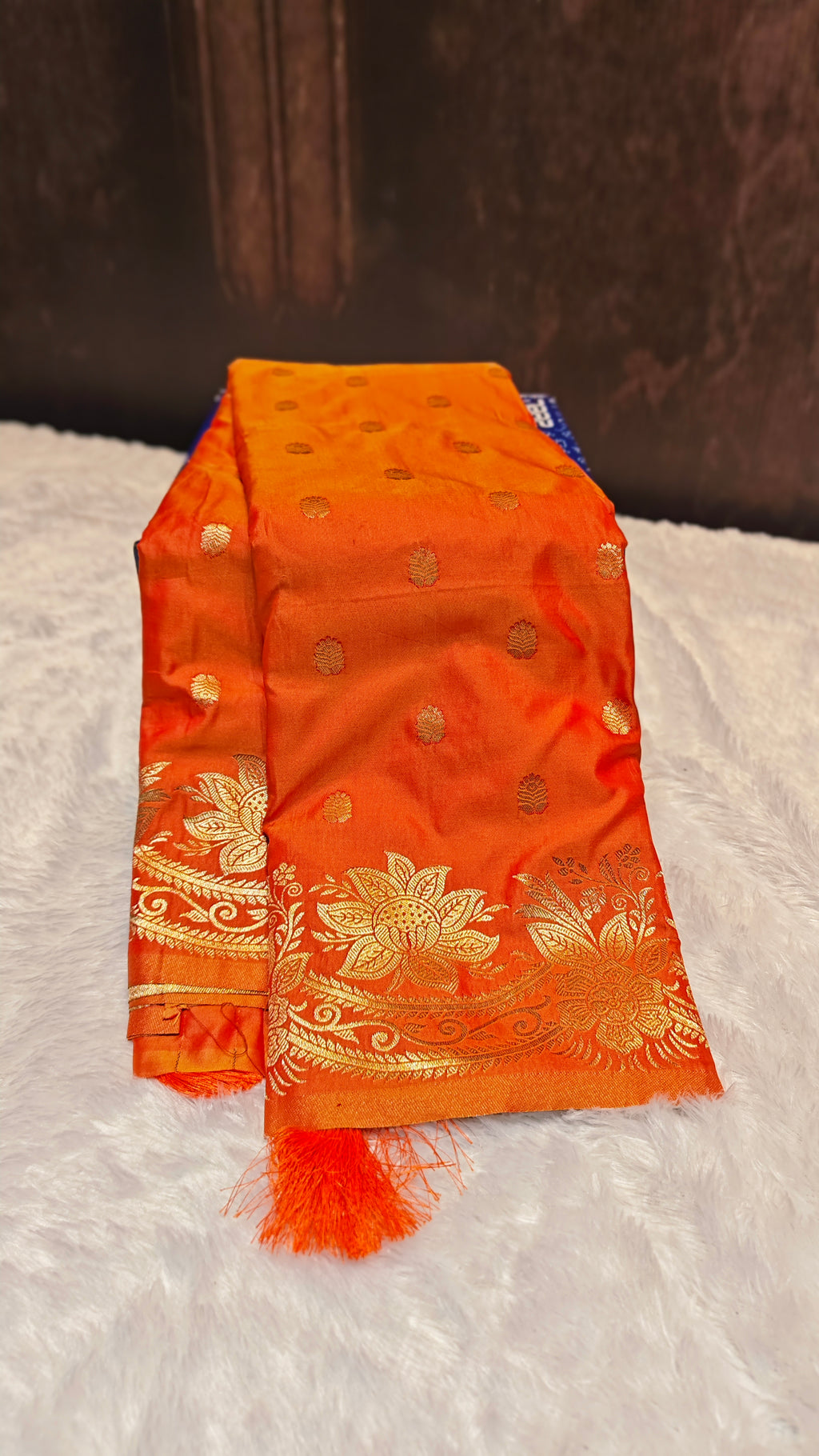 The Epitome of Royal Grace: Premium 2-Fidder Silk Saree
