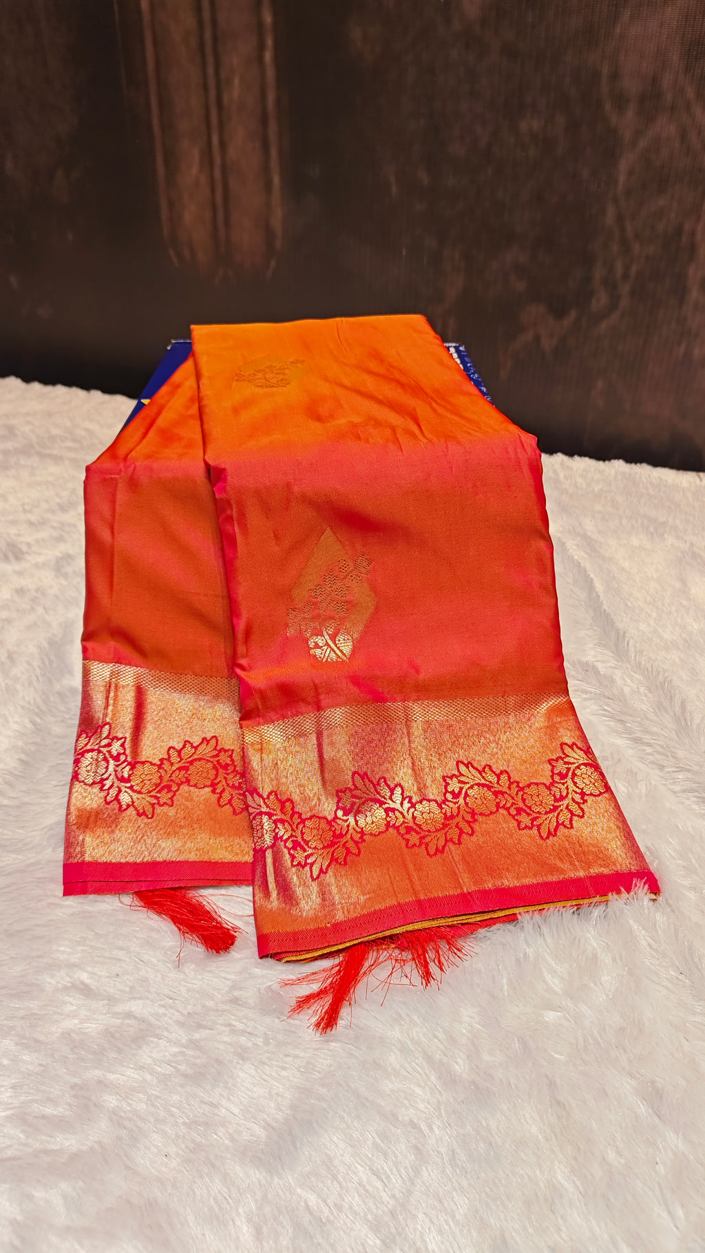 The Epitome of Royal Grace: Premium 2-Fidder Silk Saree
