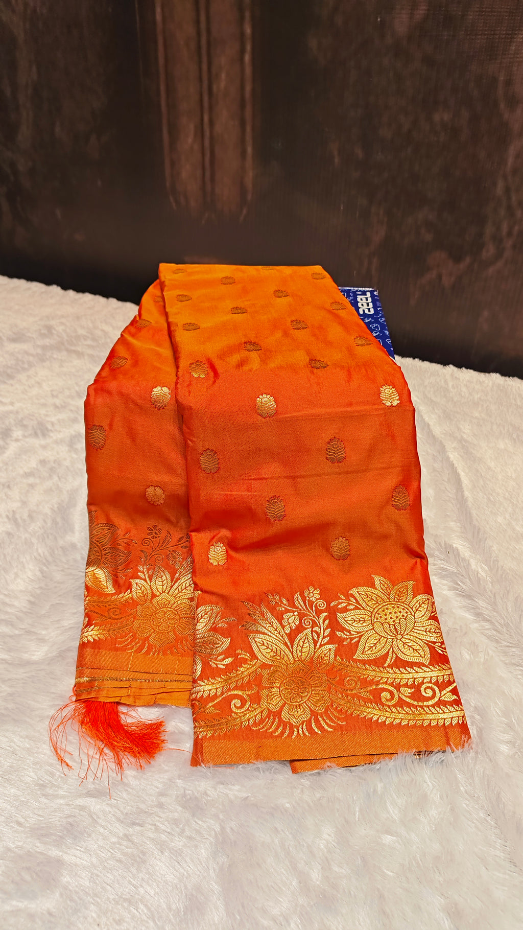 The Epitome of Royal Grace: Premium 2-Fidder Silk Saree