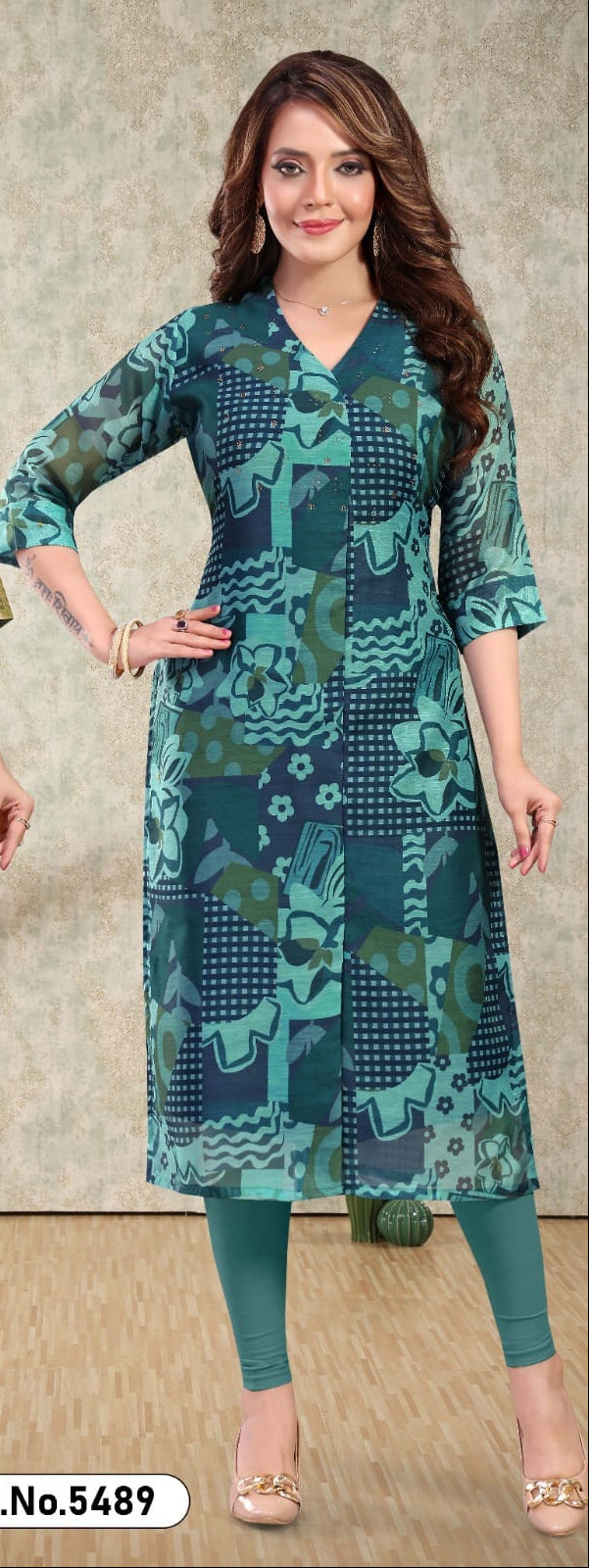 Premium Silk V-Neck Kurti with Double-Sided Asttar