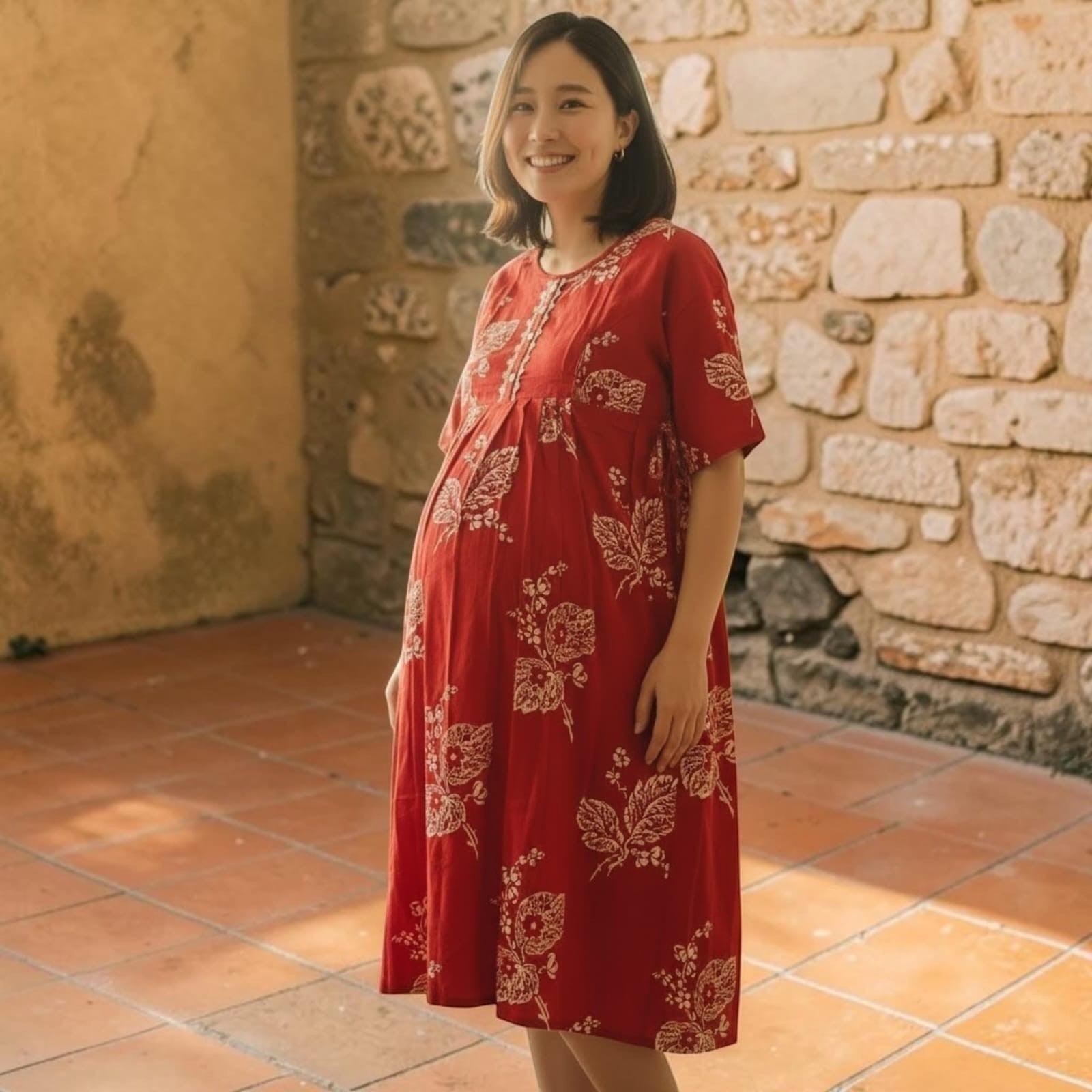 City Center red rayon maternity dress with white floral print, vertical hidden zipper, and short sleeves