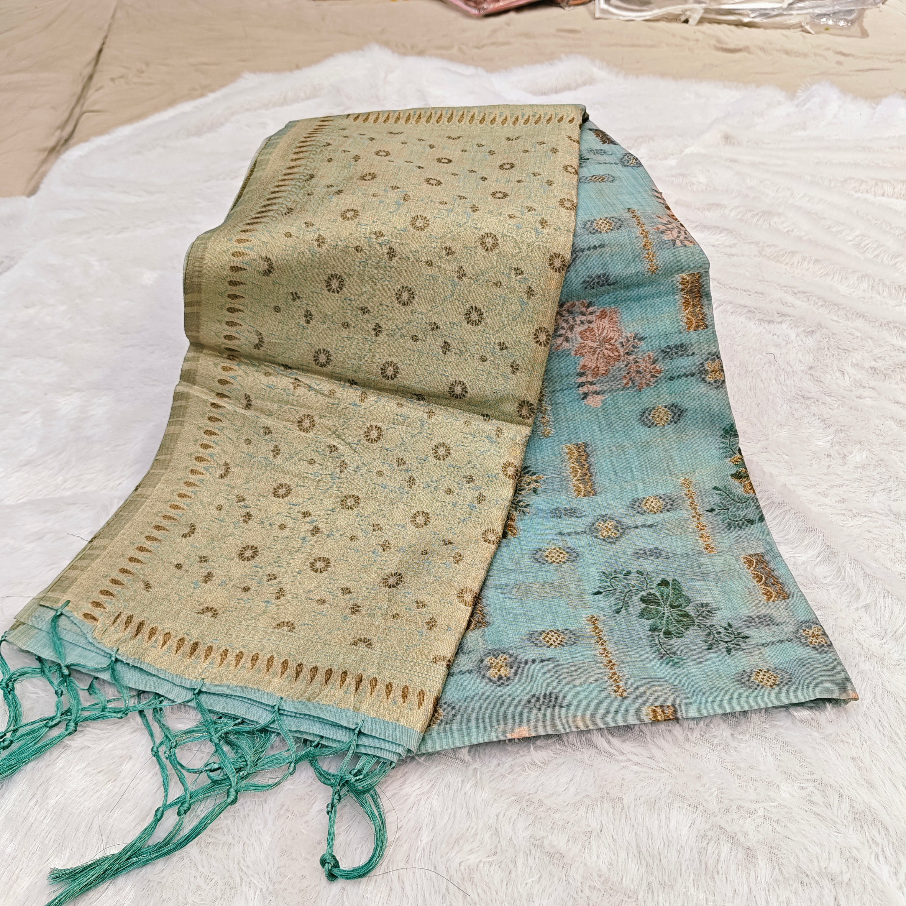 Pure Cotton Saree With Jari Work Pallu Only 999